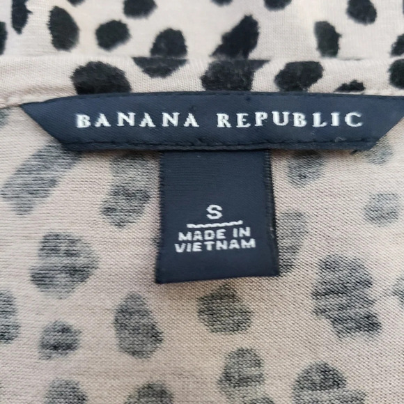 Banana Republic Shirt Leopard Cheetah Print 3/4 Sleeve Keyhole Neck Knit Top - Picture 8 of 8